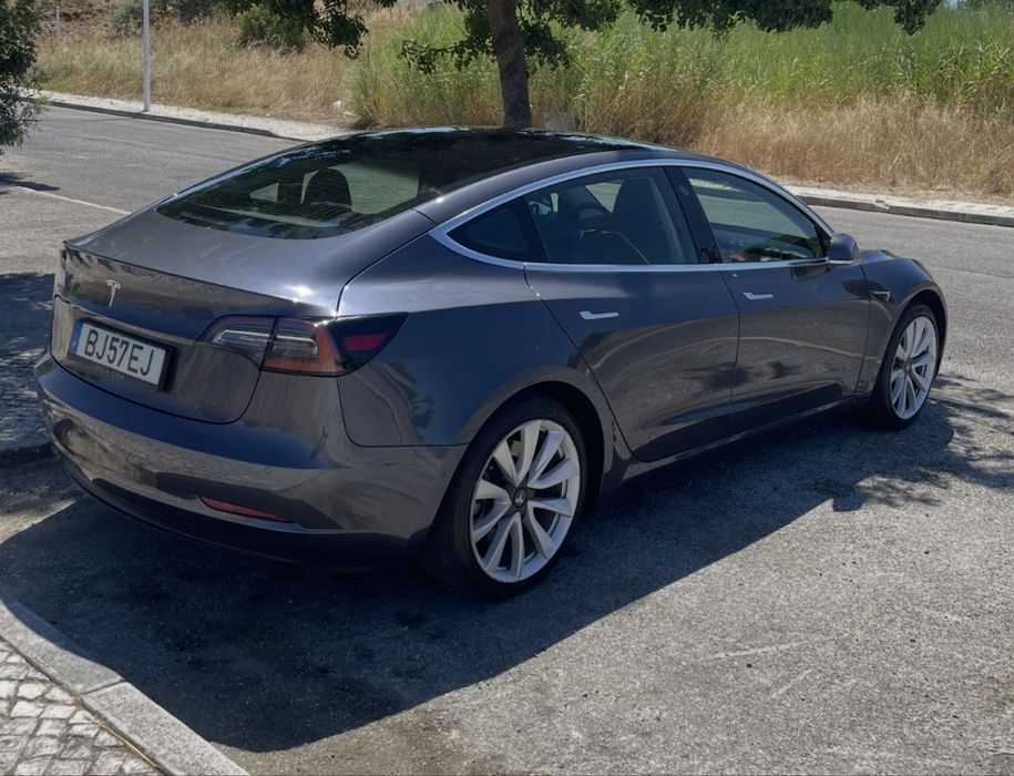 Tesla model 3 2019