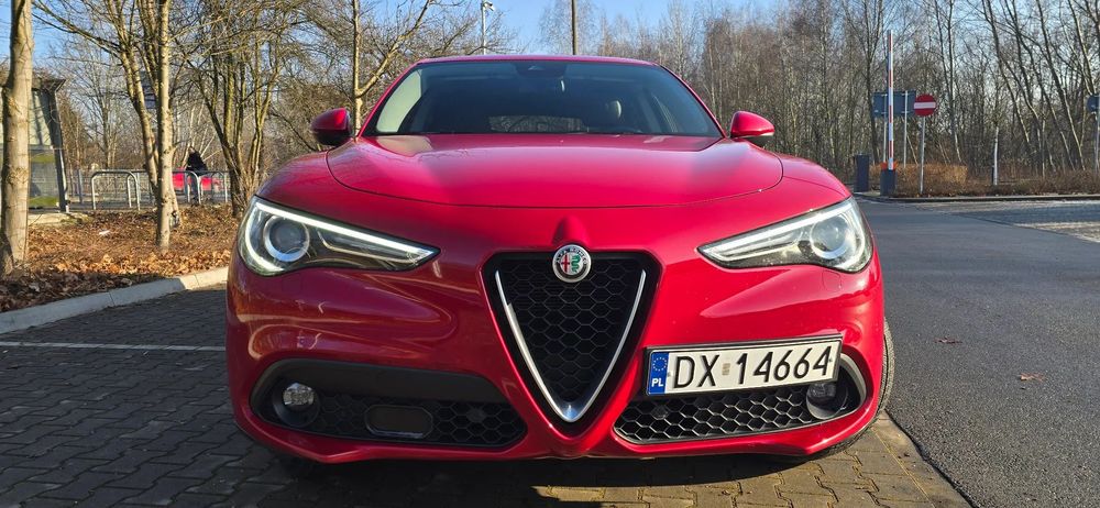 Alfa Romeo Stelvio wersja Ti Q4, salon PL, serwisowany w ASO,  bezwypadkowy, niski przebi