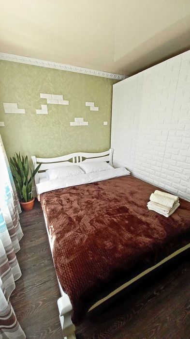 Здається квартира біля парку Софіївка.