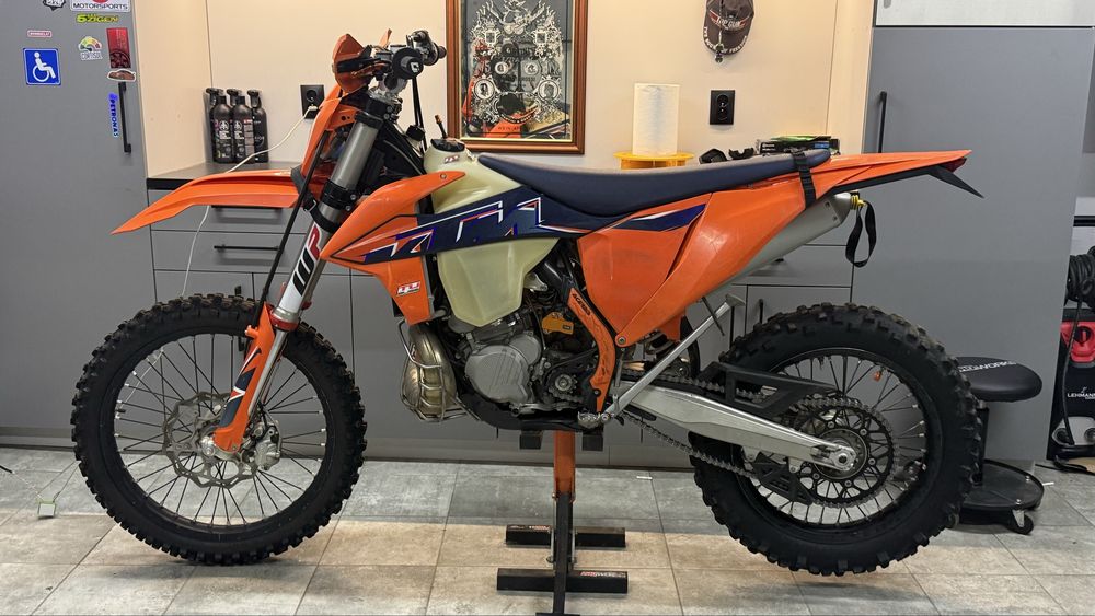 KTM EXC tpi 300.