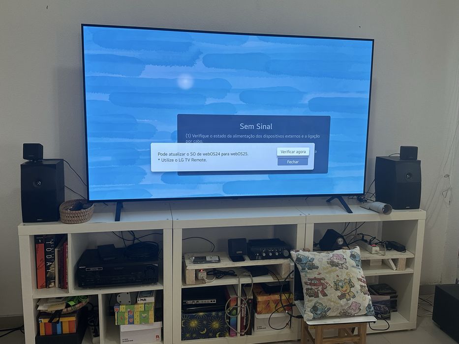 Tv Oled 77” B4 4k modelo 2025