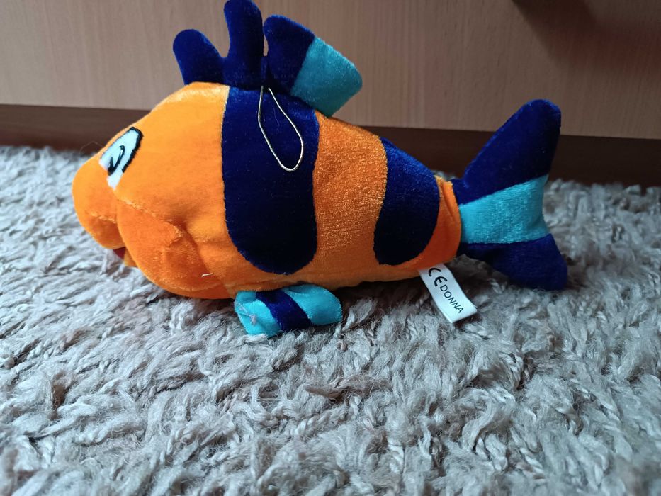 Maskotka pluszak ryba rybka NEMO Donna długość 24 cm