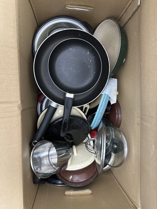 Garnki Pokrywki Pojemniki Patelnie