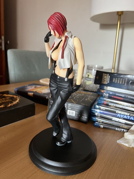 Vanessa King of Fighters – Limited Edition Figure, 30 cm64752385833986122