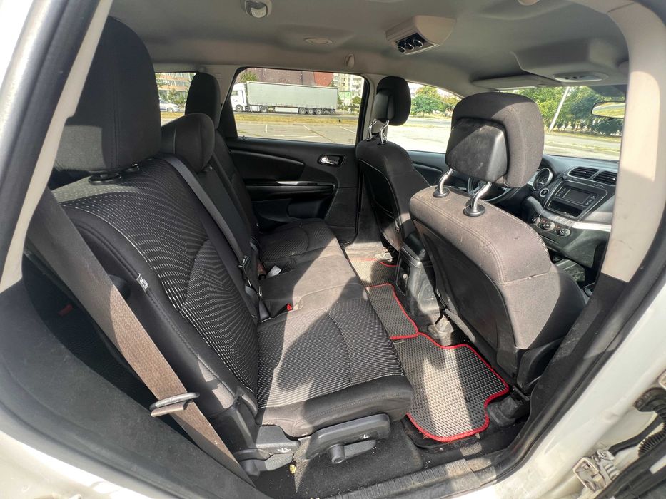 Dodge Journey 2014 SXT Газ/бензин 2.4 л