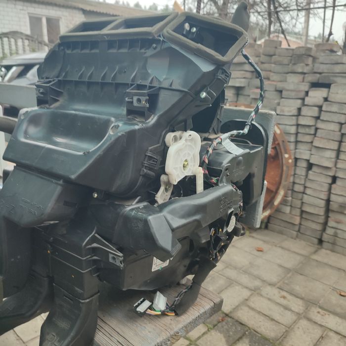 Печка Ниссан рог