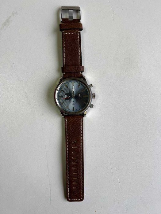 Наручні годинники