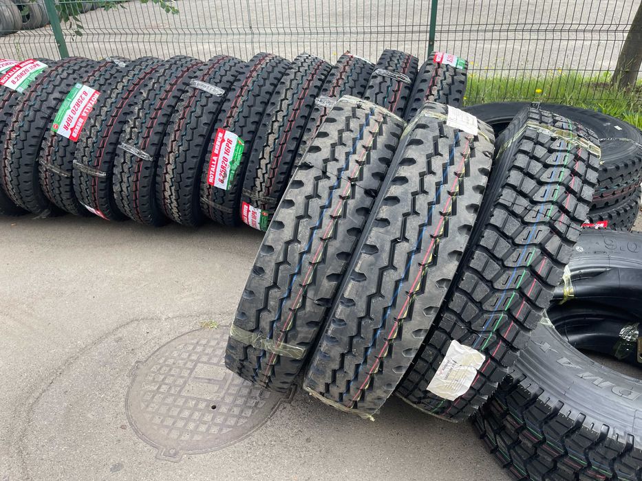 Шини 8.25/9.00/10.00R20 Tracmax на Газон Камаз