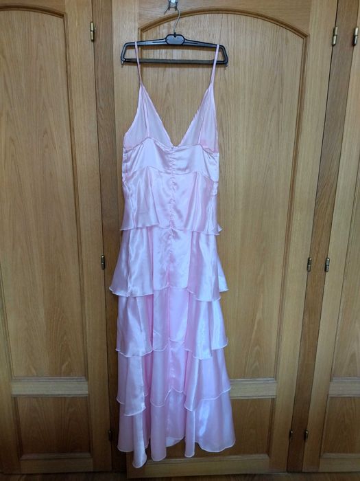 Vestido cetim rosa com folhos XL