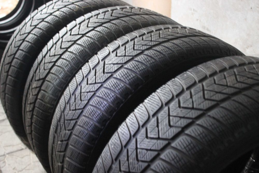 255-55-R18 PIRELLI SCORPION 4 штуки зимняя резина GERMANY 2022