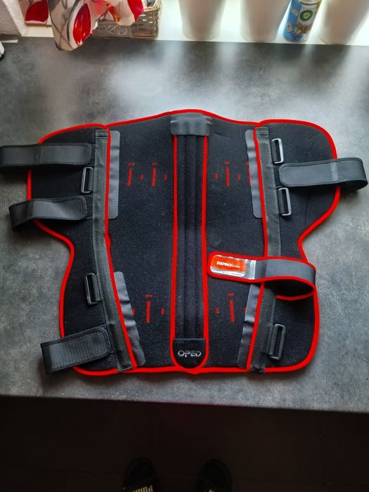 Na Sprzedaż niemiecka szyna ortopedyczna na kolano.