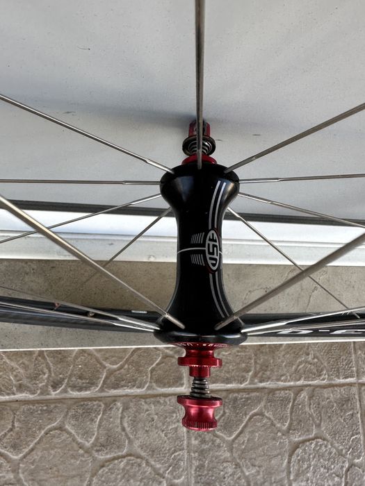 Bicicleta de estrada - Rodas de estrada em carbono