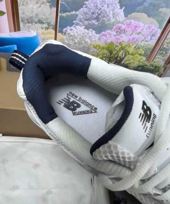 SNEAKERSY Damskie białe