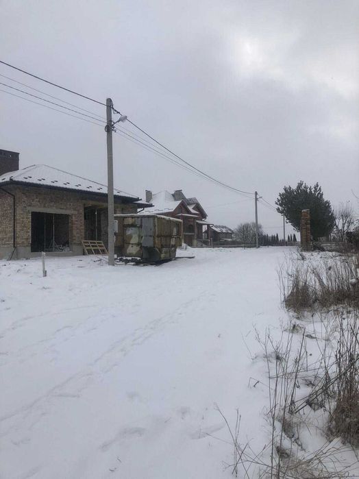 Продаж земельної ділянки, Зубра