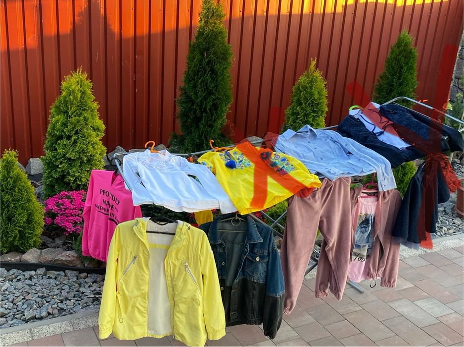 Водолазка блузка біла нарядна на9-11 р на дівчинку трикотаж