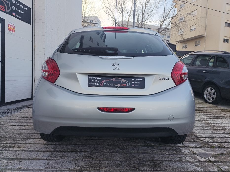 Peugeot 208 1.4 Hdi