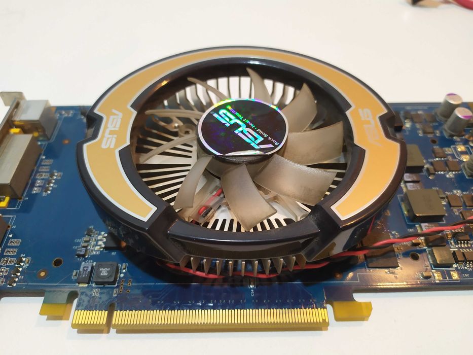 Відеокарта Asus GeForce EN9600GT ПК Гарний стан