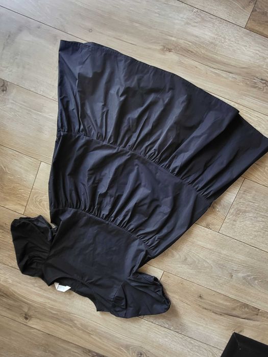 Prześliczna sukienka czarna h&m r. 134 stan nowa