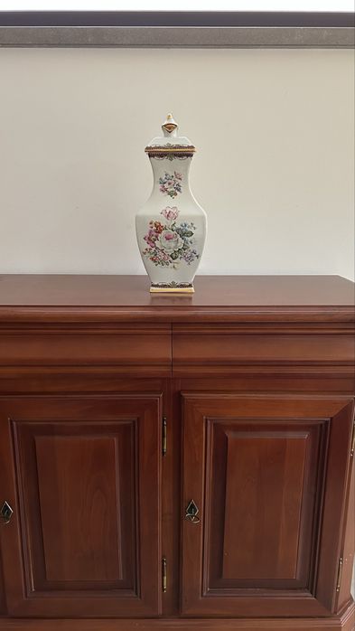 Jarra de Porcelana T. Limoges