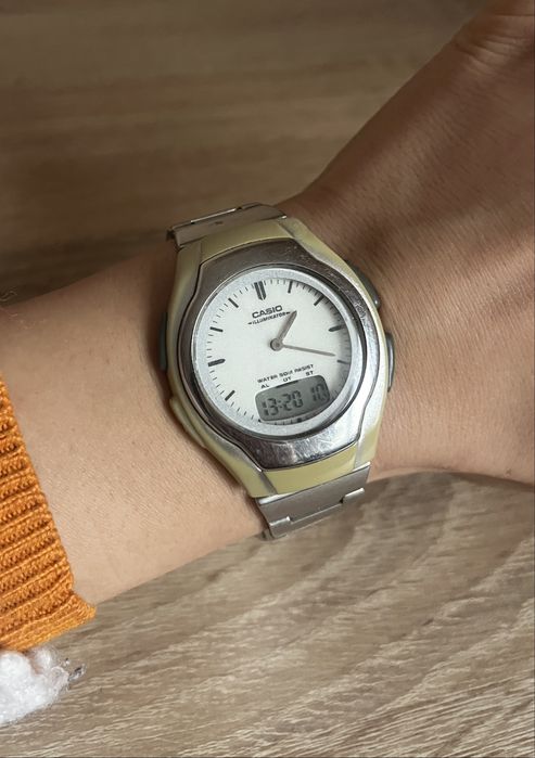 Колекційний електронний наручний годинник Casio подвійний дісплей