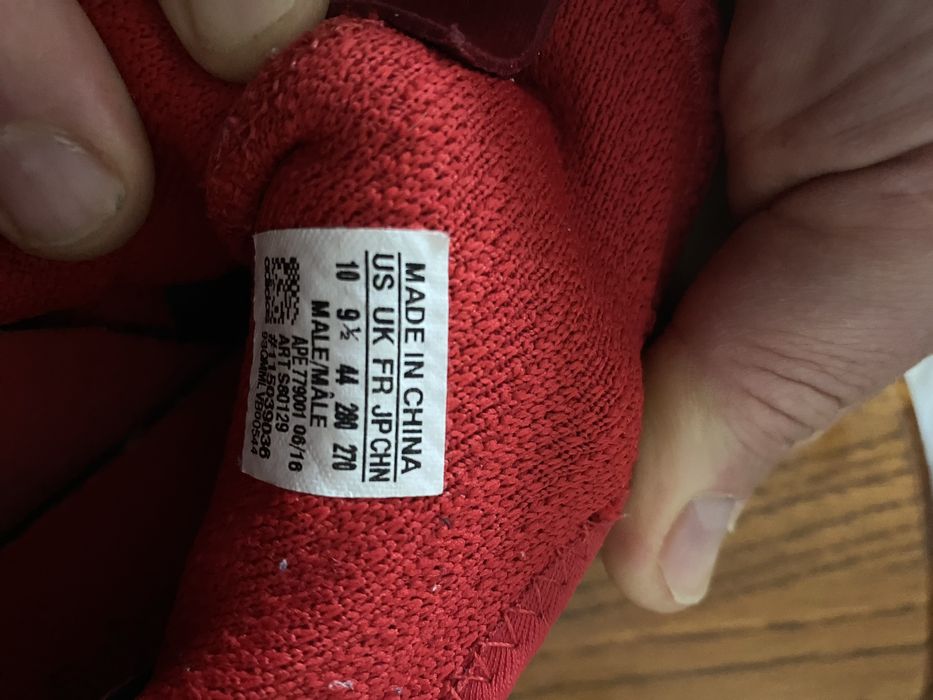 Buty Adidas czerwone
