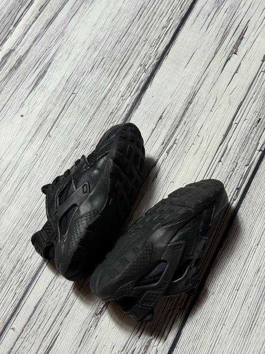 Nike huarache кроссовки оригинал 26 размер черные детские найк