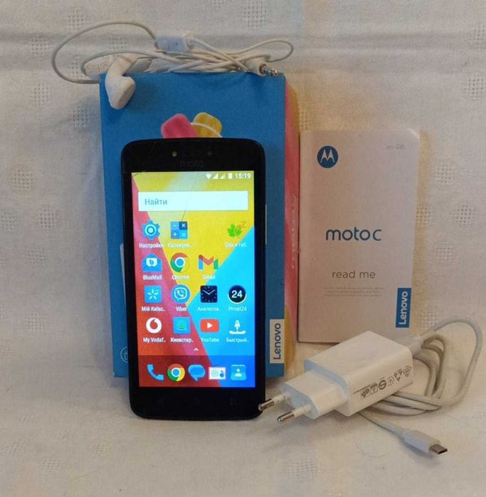 Смартфон MOTO C Lenovo
