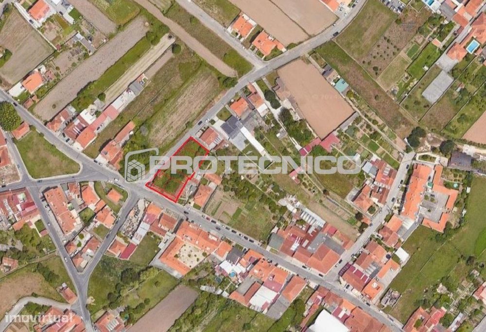 Terreno p/ construção de moradias - Aradas