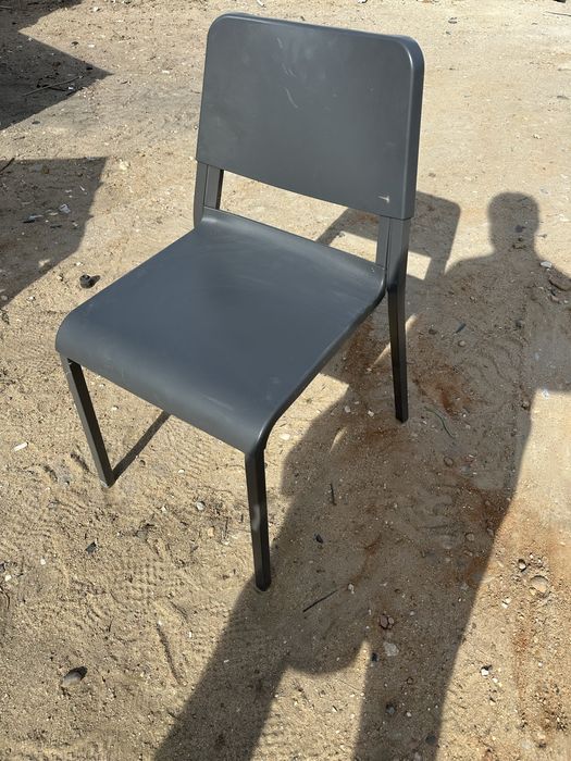 Mesas e cadeiras para restaurançao