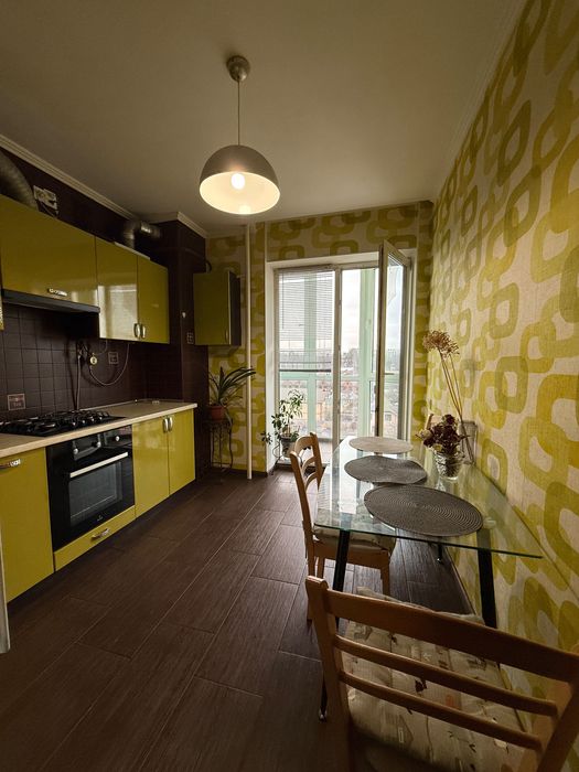 Продаж однокімнатної квартири в центрі міста з газом, Мін. Оформлення