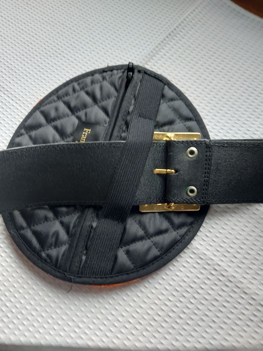 2 em 1 - Lindo Adorno para Festas + Pochete.