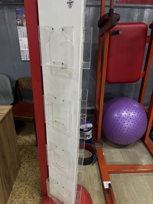 Стійка яка крутиться