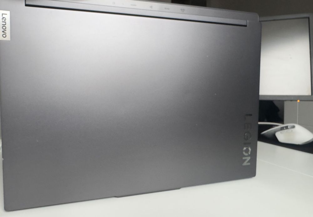 Laptop Gamingowy /  Lenovo Legion Slim 5-16 Ryzen 7-7840HS - GWARANCJA
