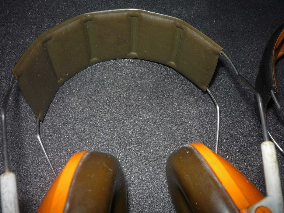 Dois protectores auditivos: 1 euro