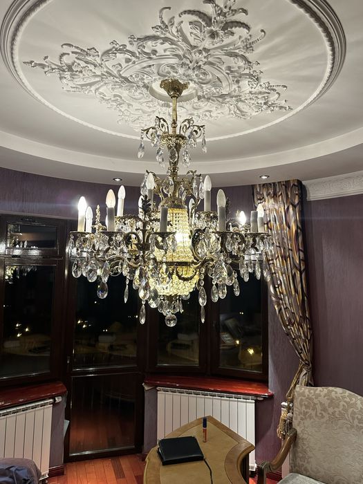 Хришталева люстра