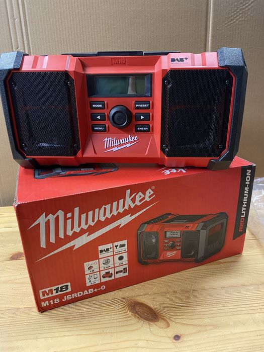 Radio  budowlane  Milwaukee M18 DAB+