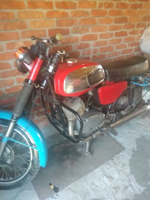 Продам Ява 350 с новым движком.