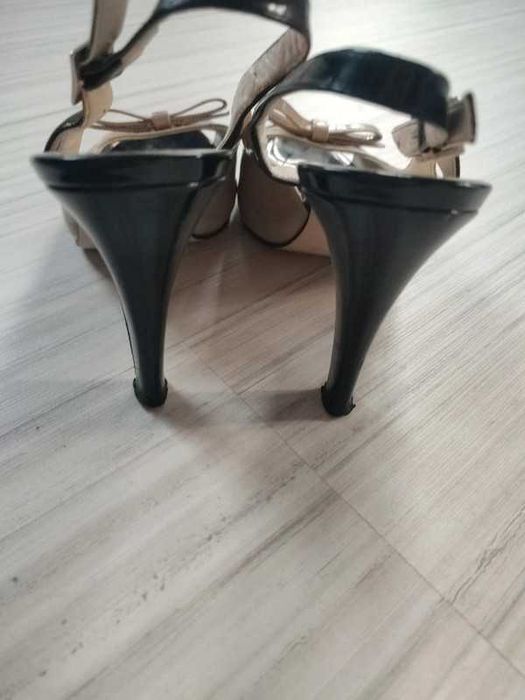 buty na obcasie rozm. 37 firmy Gino Rossi