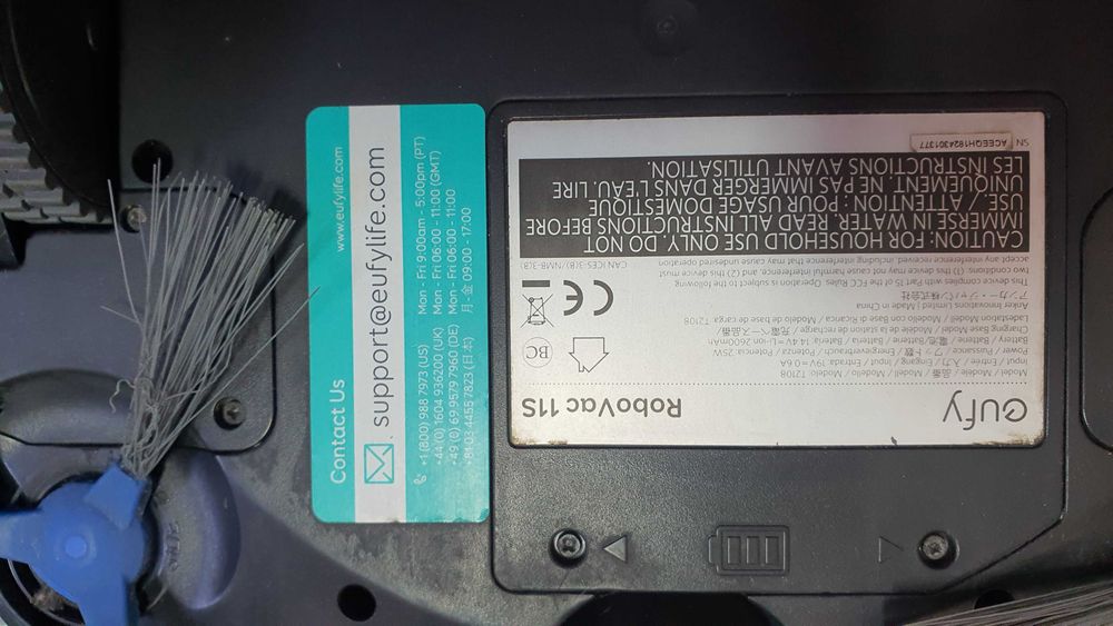 Robot Aspirador EUFY Robo Vac 11 S (para peças)