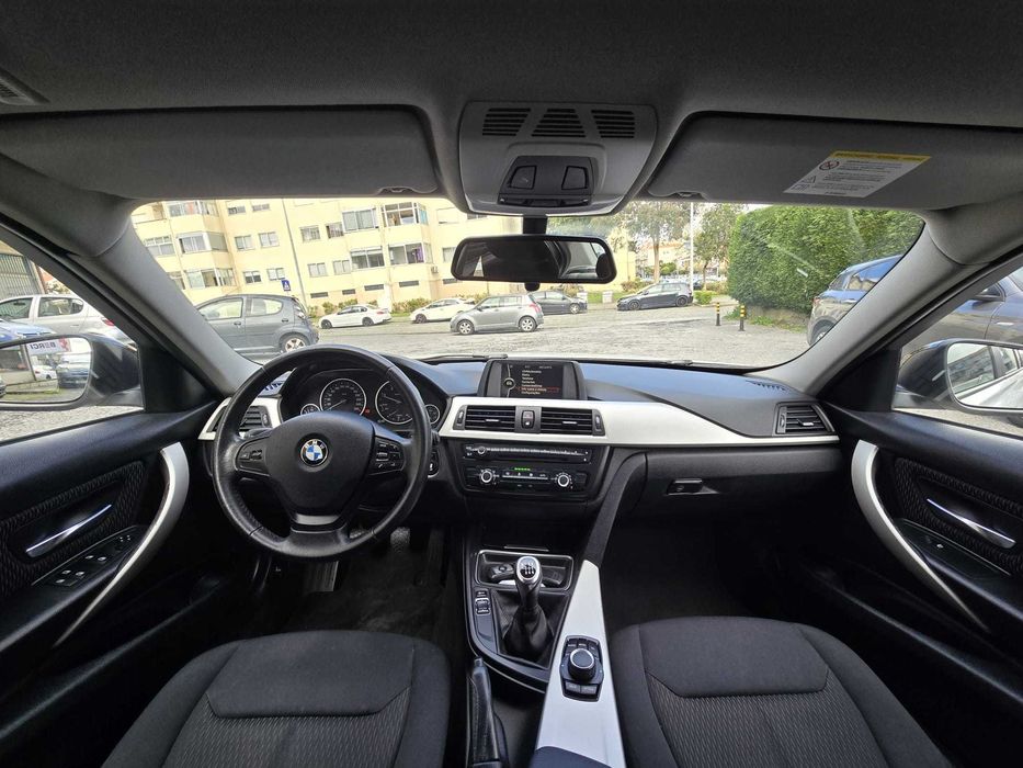 BMW 320D F30 SPORT 2.0 "LOOK M3"