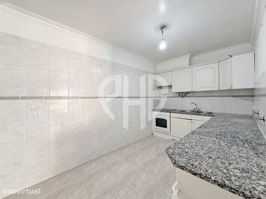 Apartamento T2 // Tapada das Mercês