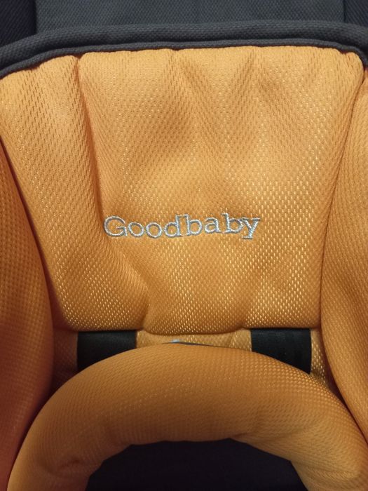 Автокрісло детяче.