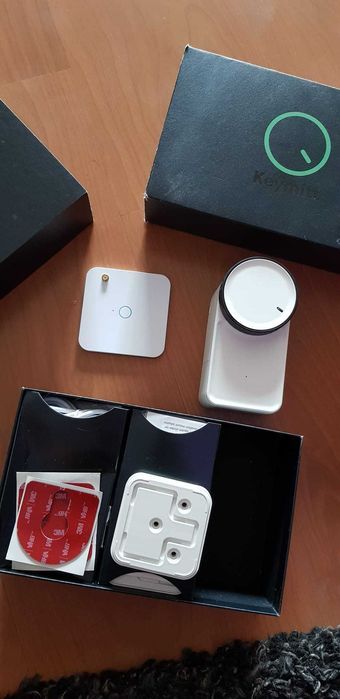 Keymitt Smart Lock + Wi-Fi Hub - Fechadura inteligente