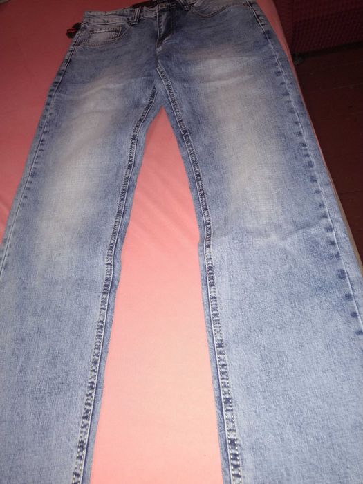 spodnie męskie jeansy jasne niebieskie  XL  37/32