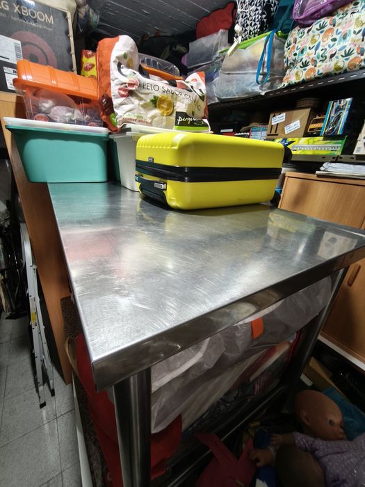 Bancada de Inox com prateleira a meio