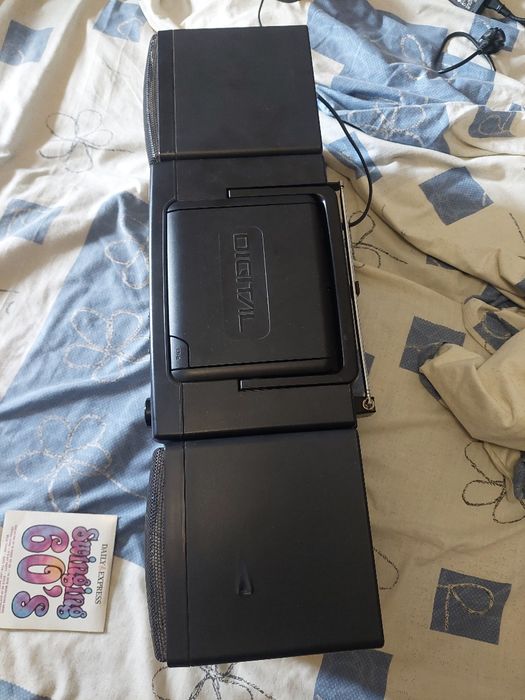 Panasonic RX DT 530 и Panasonic RX-FT570