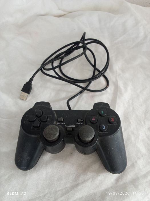 Pandora G-BOX 3D EX2  consola