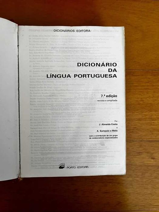 Dicionário da Língua Portuguesa 7ª Edição