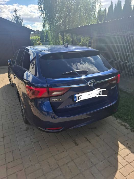 Toyota Avensis Kombi 2.0 B+G