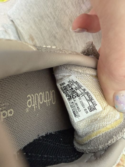 Кросівки adidas spezial